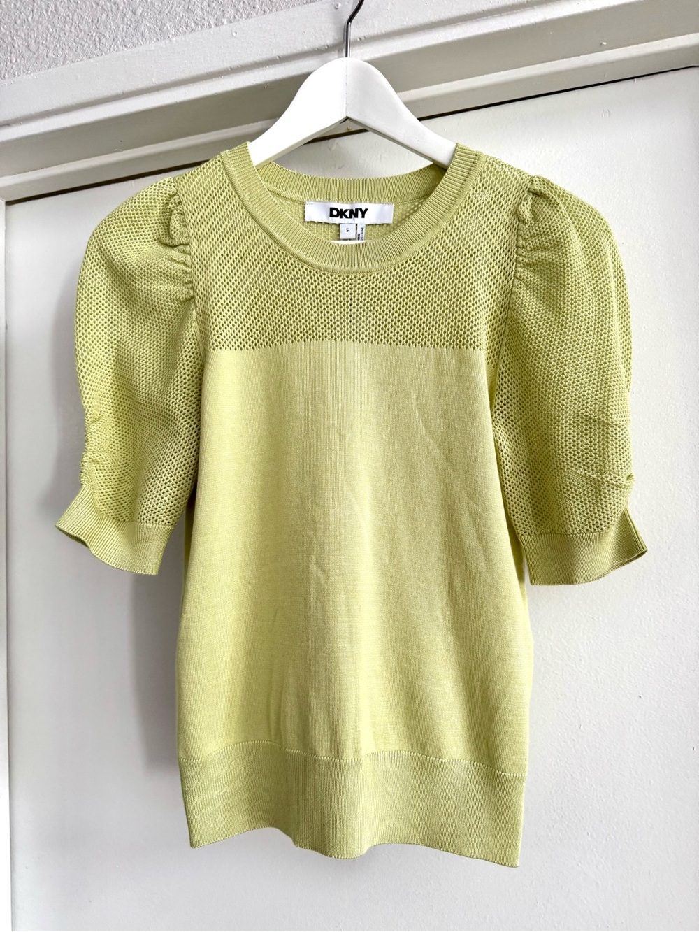 DKNY Light Lime Short Puff-Sleeve Knit Top